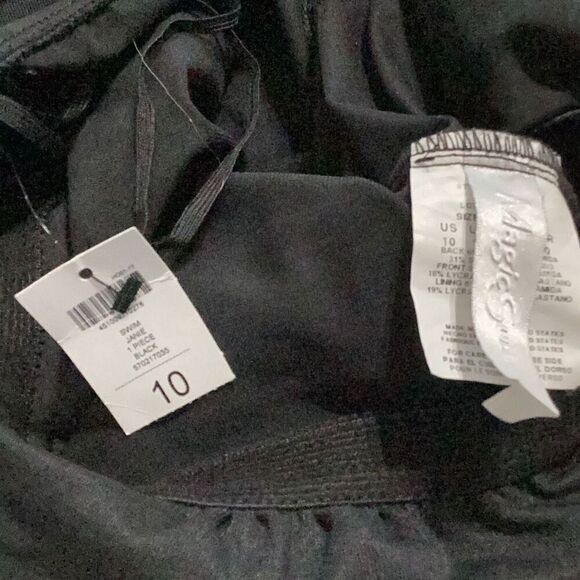 New. Black one shouldered one piece swimsuit. Size 10. Retails $164 - Picture 7 of 8